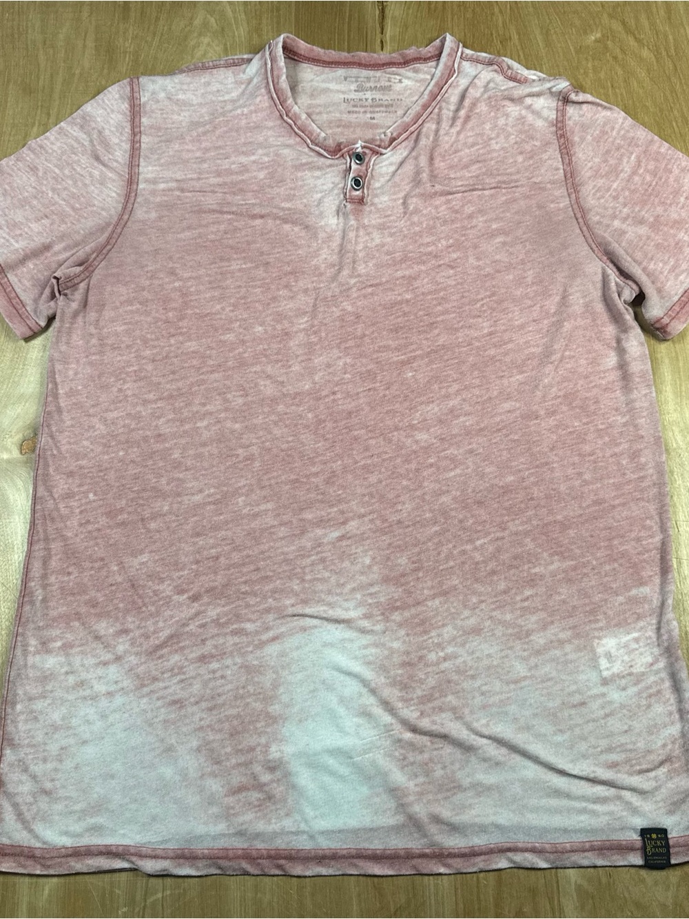 Lucky Brand Venice Burnout Mens Red Short Sleeve T-Shirt Size Medium.